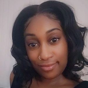 Meet your Posher, Avonelle